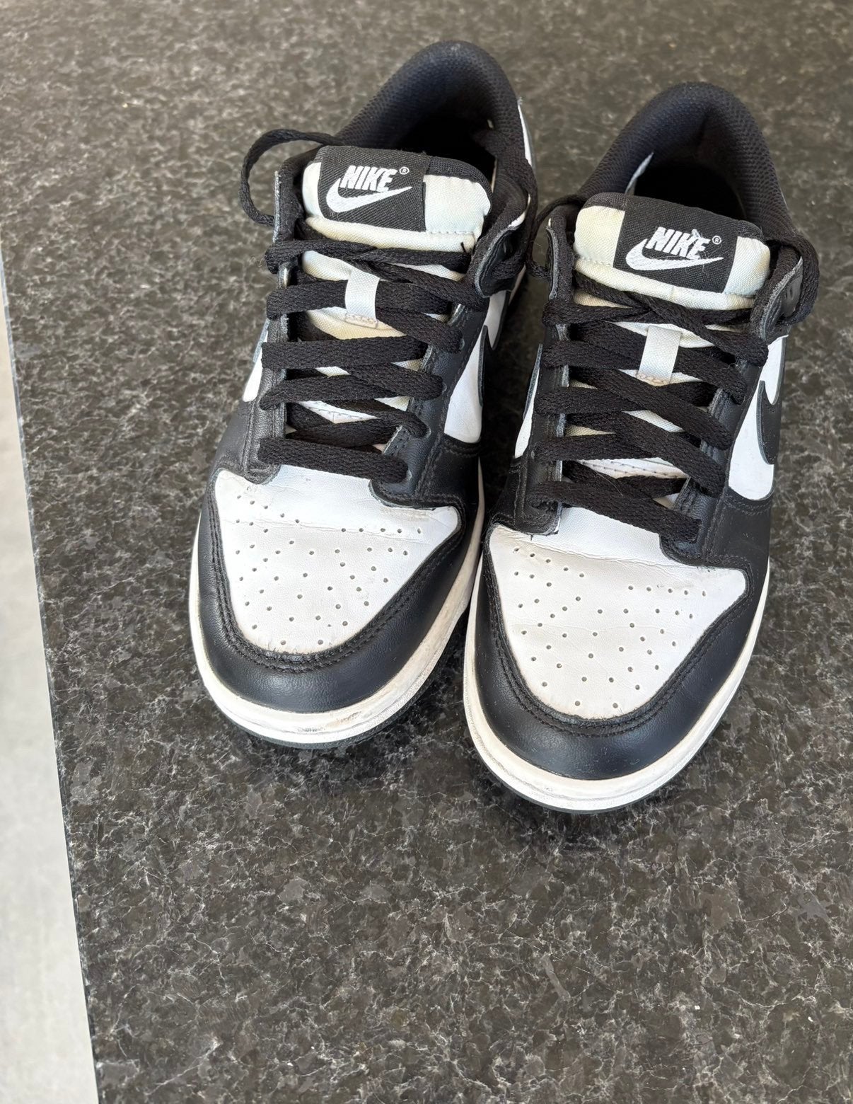 Nike schoenen zgan, Sport en Fitness, Basketbal, Ophalen of Verzenden, Zo goed als nieuw, Schoenen