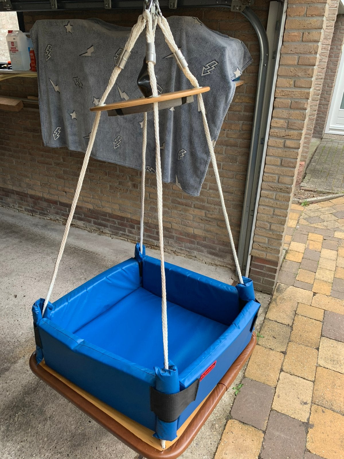 Swing platform schommel, Ophalen, Zo goed als nieuw, Schommel