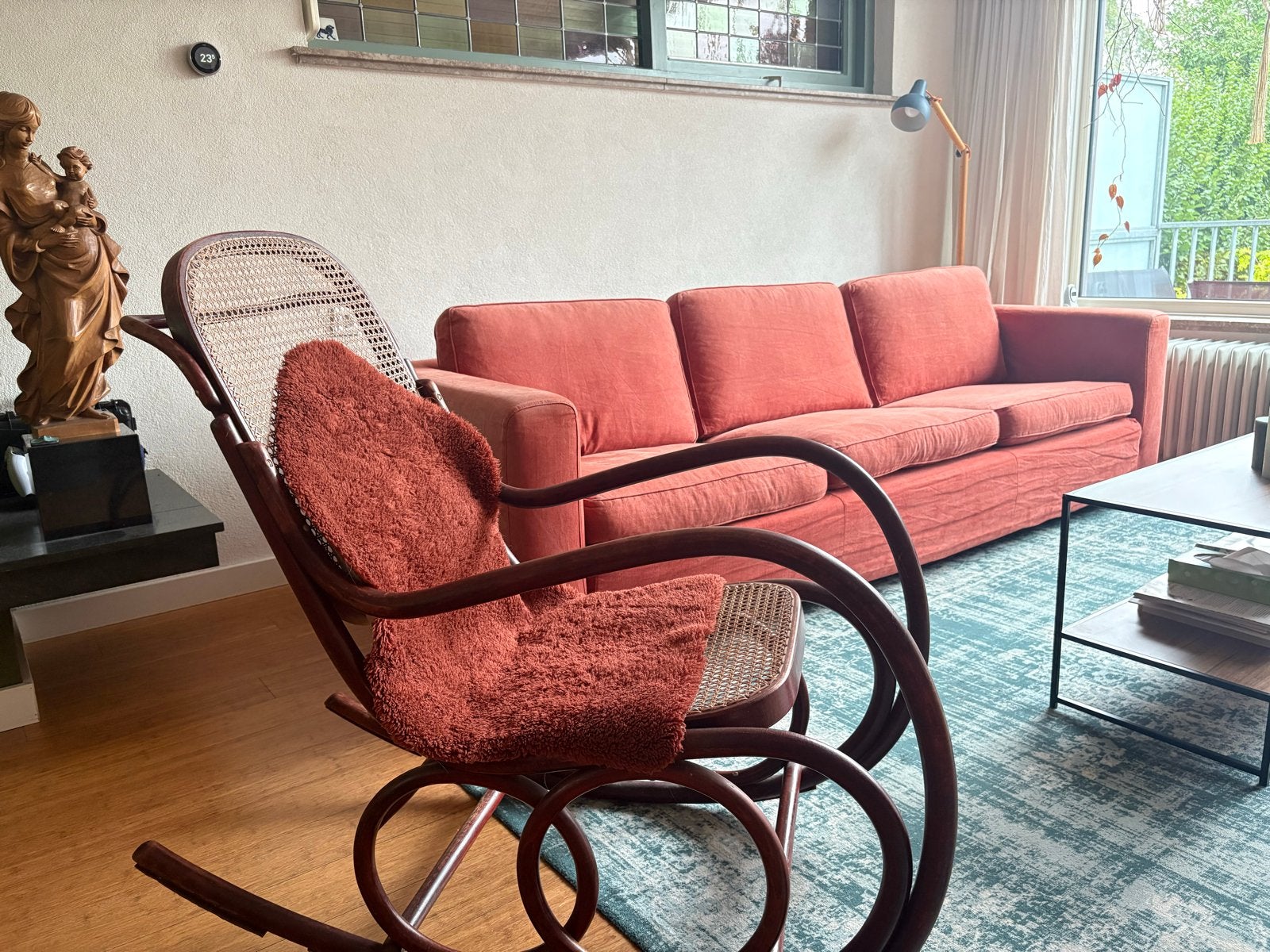 Ligna (Thonet) schommelstoel beukenhout met rotan, Ophalen