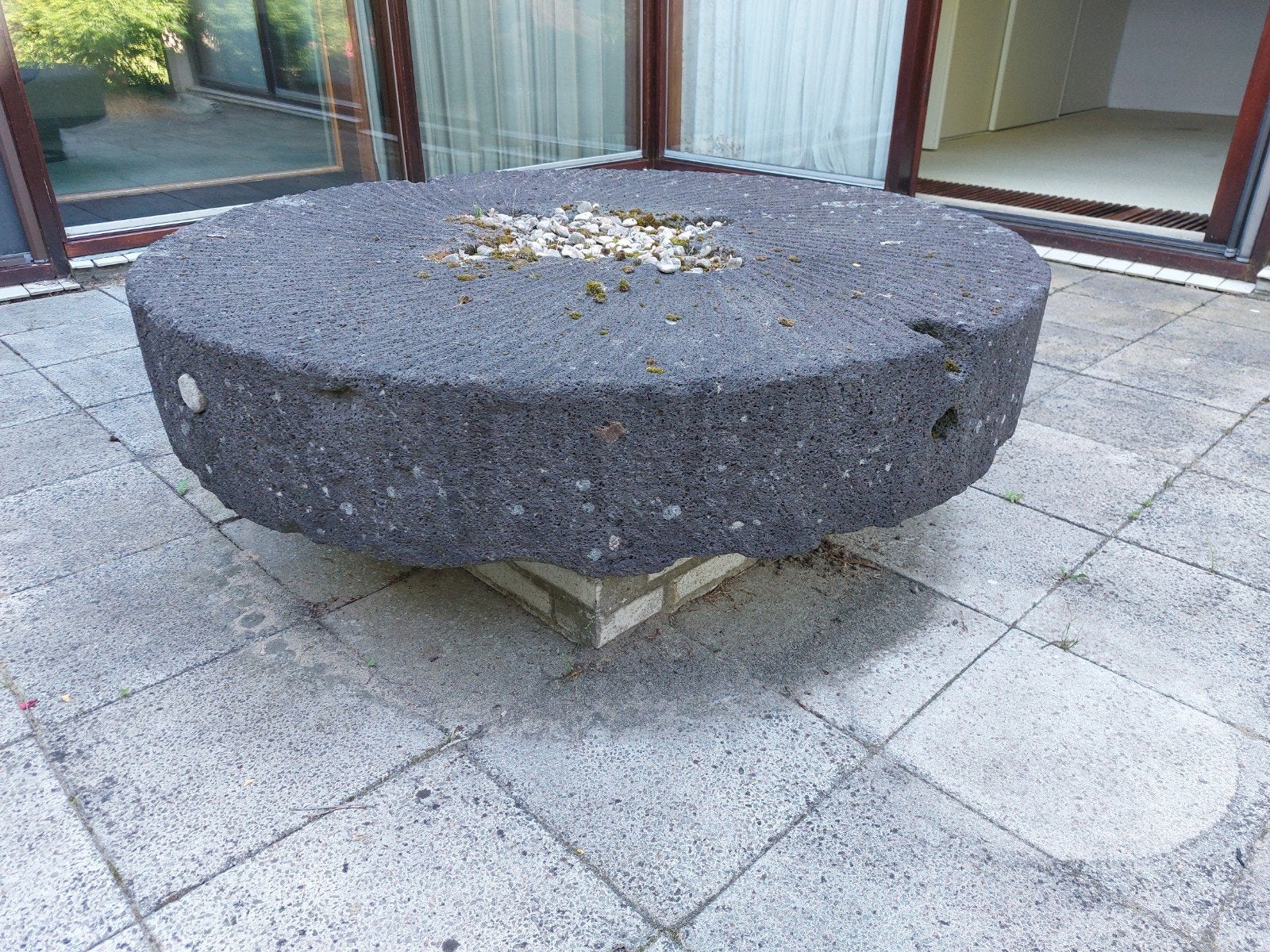 Grote molensteen voor tuin of terras, Ophalen, Gebruikt