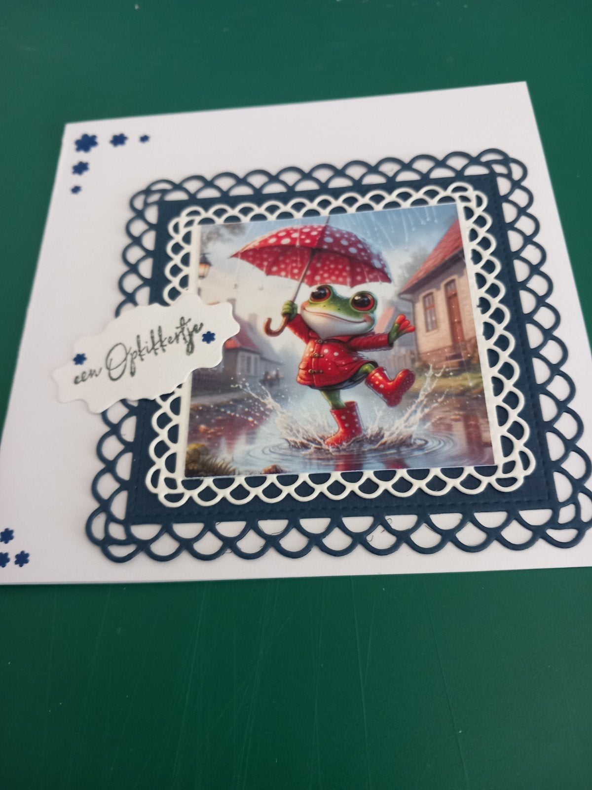 Zelfgemaakte dubbele vierkante kaart, Hobby en Vrije tijd, Ophalen of Verzenden, Zo goed als nieuw, Kerst, Pons of Mal