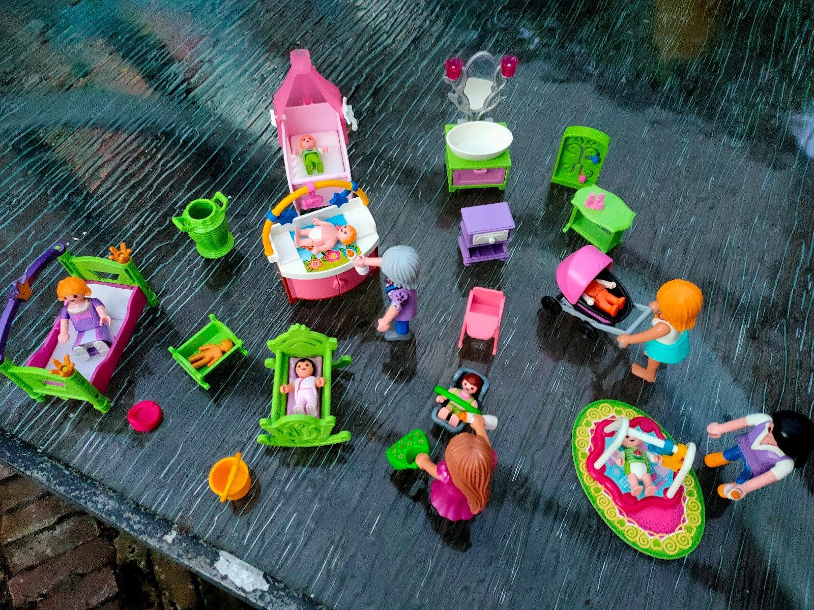 Playmobil baby s en meubeltjes en oppassers, Ophalen of Verzenden