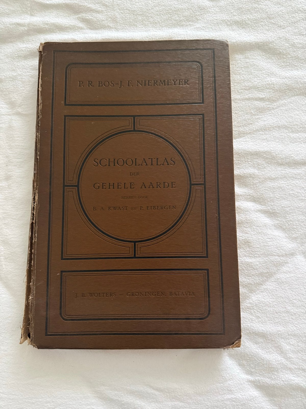 1936 Schoolatlas der Gehele Aarde - P.R. Bos-J.F. Niermeyer, Boeken, Gelezen, Bosatlas, Ophalen of Verzenden, 1800 tot 2000