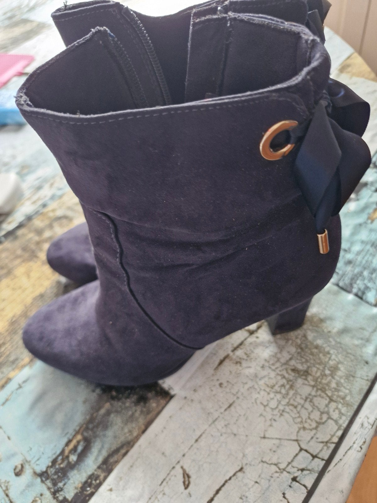 Laarsjes maat 39 donkerblauw suede Tamaris, Kleding | Dames, Schoenen, Ophalen of Verzenden, Zo goed als nieuw, Blauw