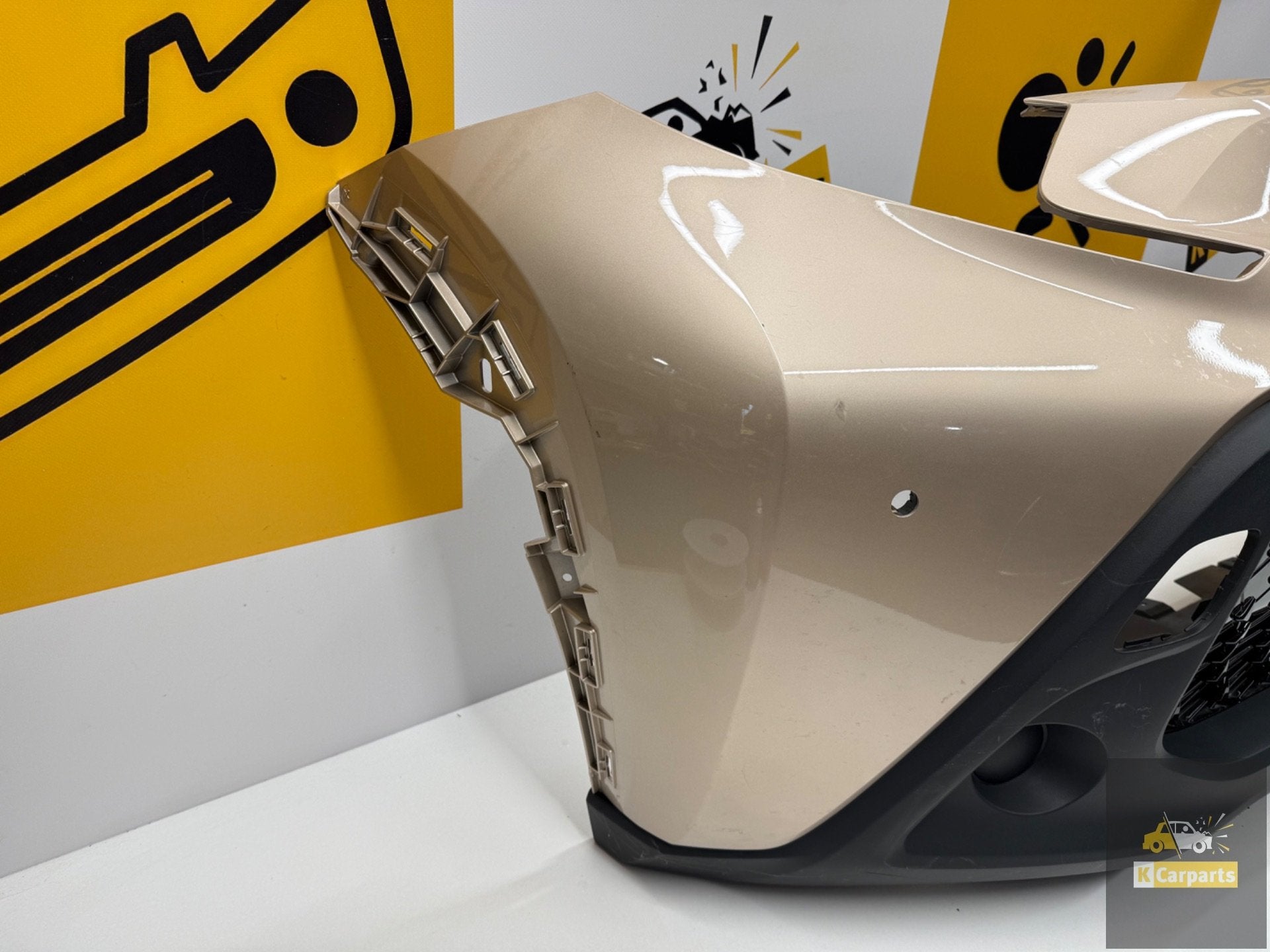 TOYOTA AYGO X VOORBUMPER 52119-0h190 2021-2026 BUMPER, Info@toyota.co.jp, Gebruikt, Voor, Toyota Motor Corporation