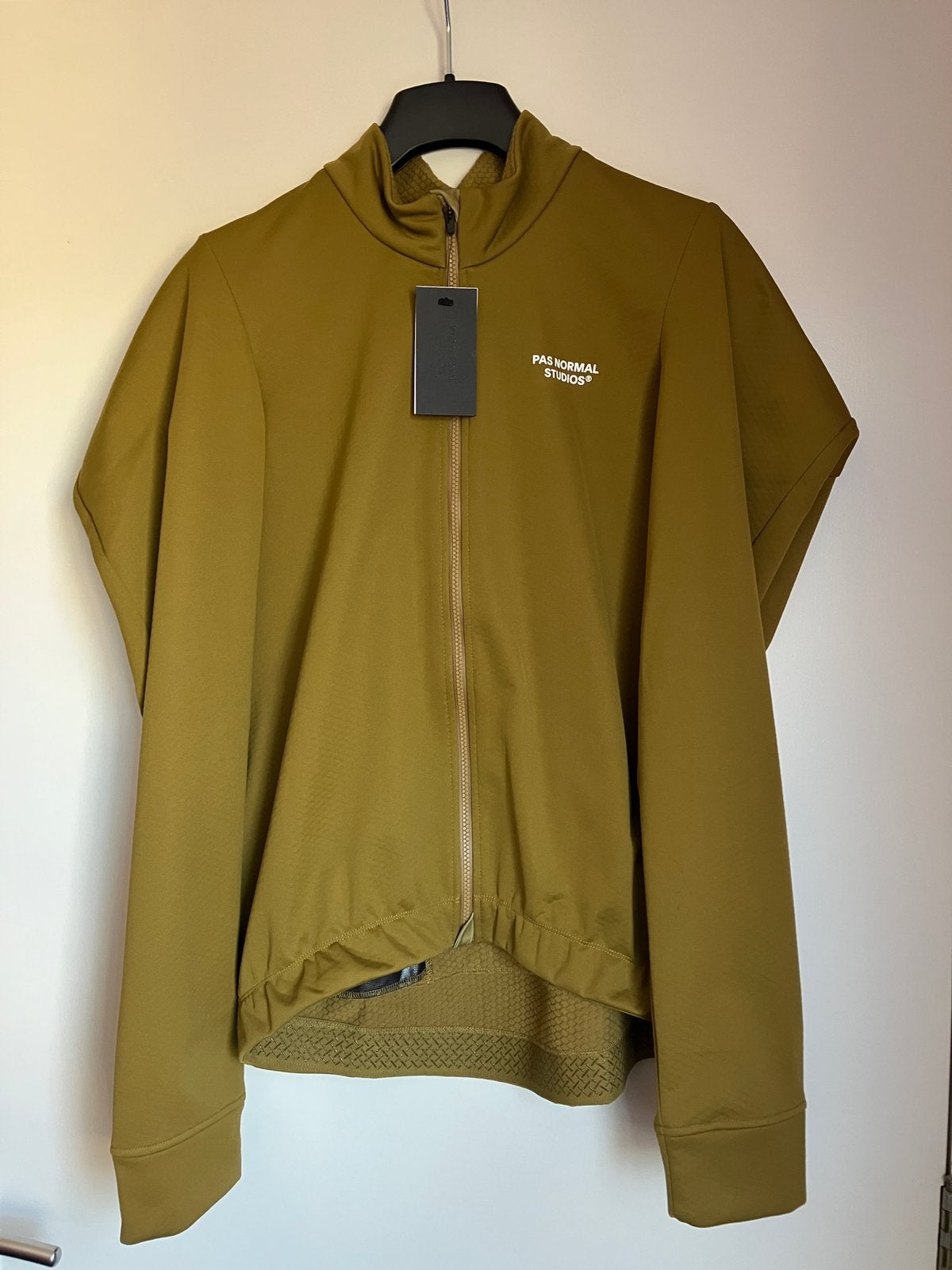 Pas Normal Studios - Essential Thermal Long Sleeve Jersey, Fietsen en Brommers, Fietsaccessoires | Fietskleding, Ophalen of Verzenden