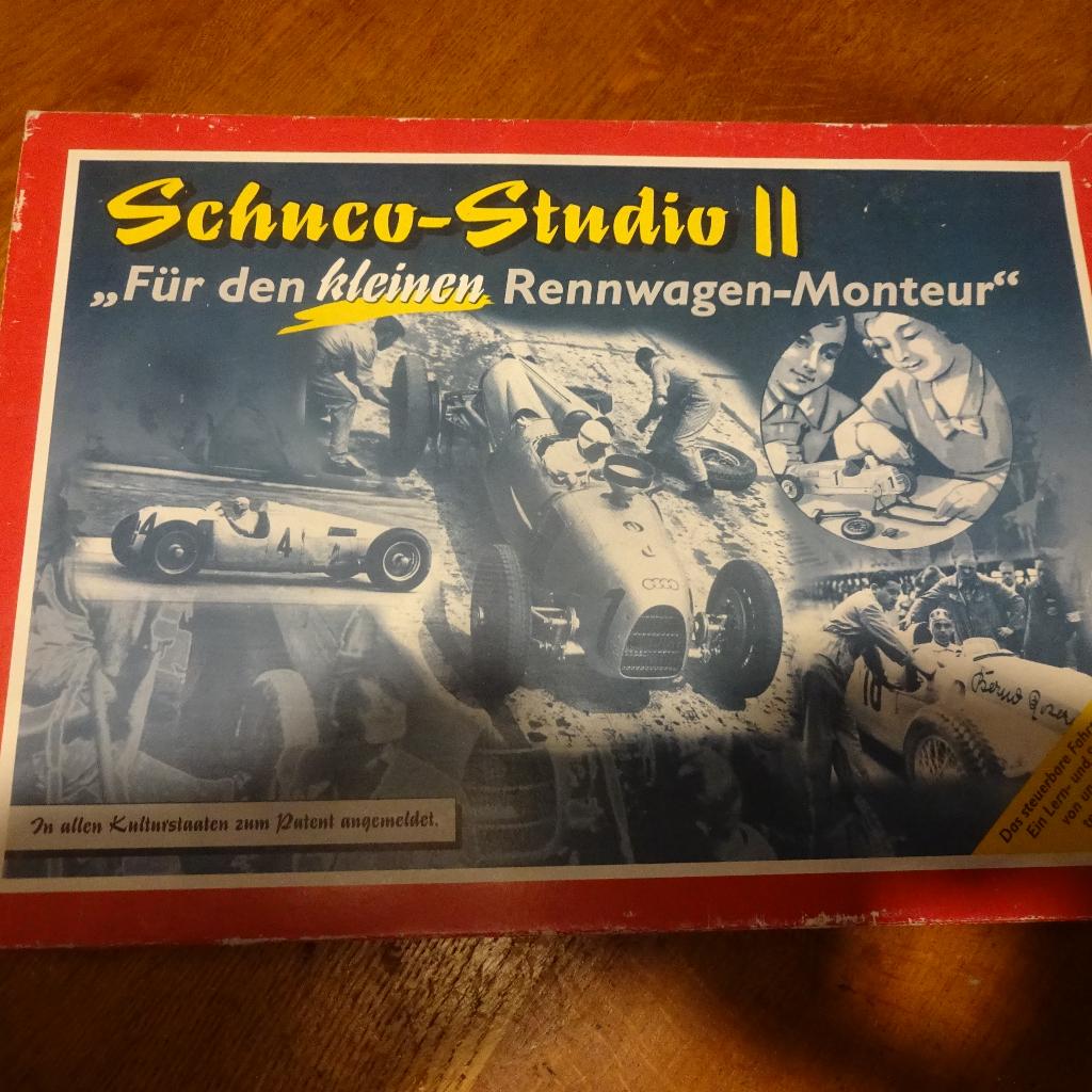 schuco studio 11 fur den kleine renwagen monteur, Ophalen of Verzenden