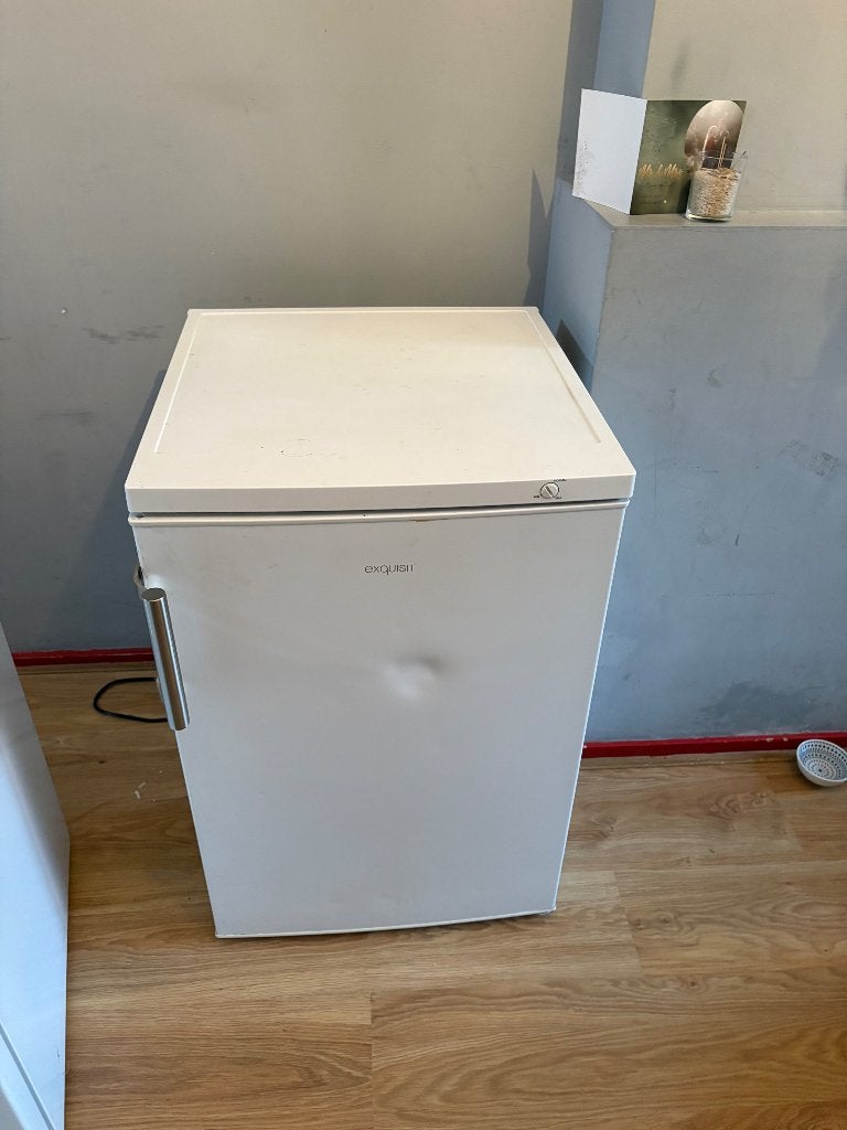 Vriezer, wit, tafelmodel, Exquisit, Gebruikt, Minder dan 60 cm, Energieklasse A of zuiniger, Vrijstaand