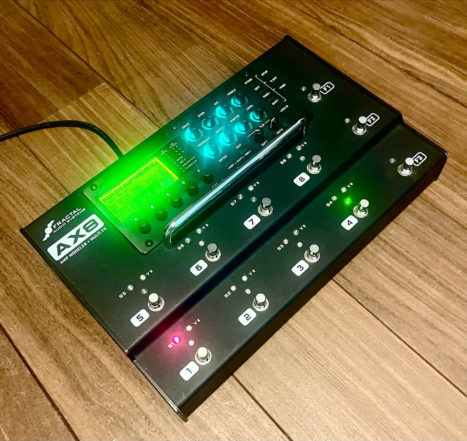 Fractal Audio Systems AX8 Amp Modeler + Multi FX, Muziek en Instrumenten, Ophalen of Verzenden, Zo goed als nieuw, Multi-effect