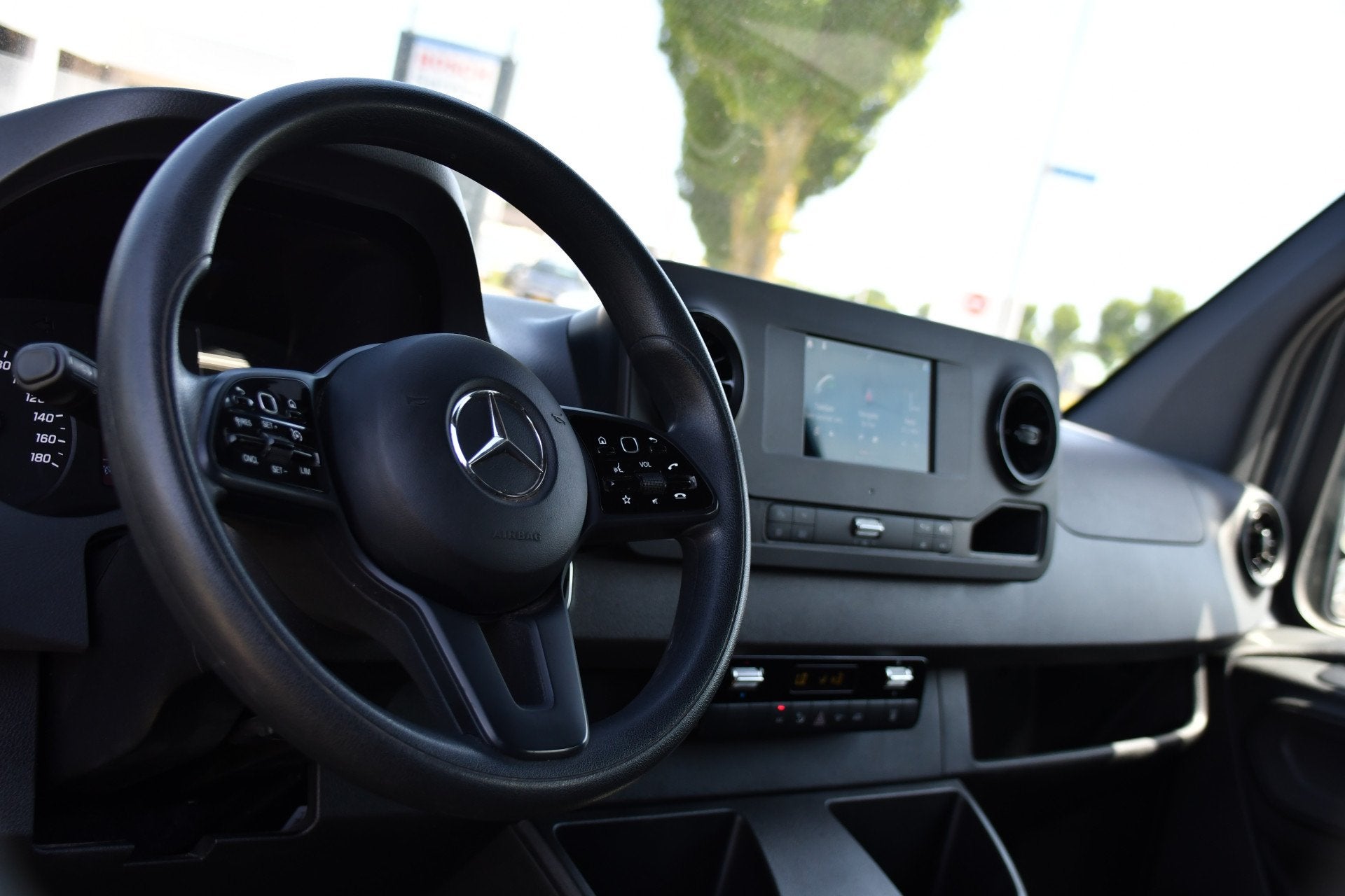 Mercedes-Benz Sprinter 317 1.9 CDI L2H2 DC PB Edition Camera, Auto's, Automaat, Start-stop-systeem, Euro 6, 4 cilinders