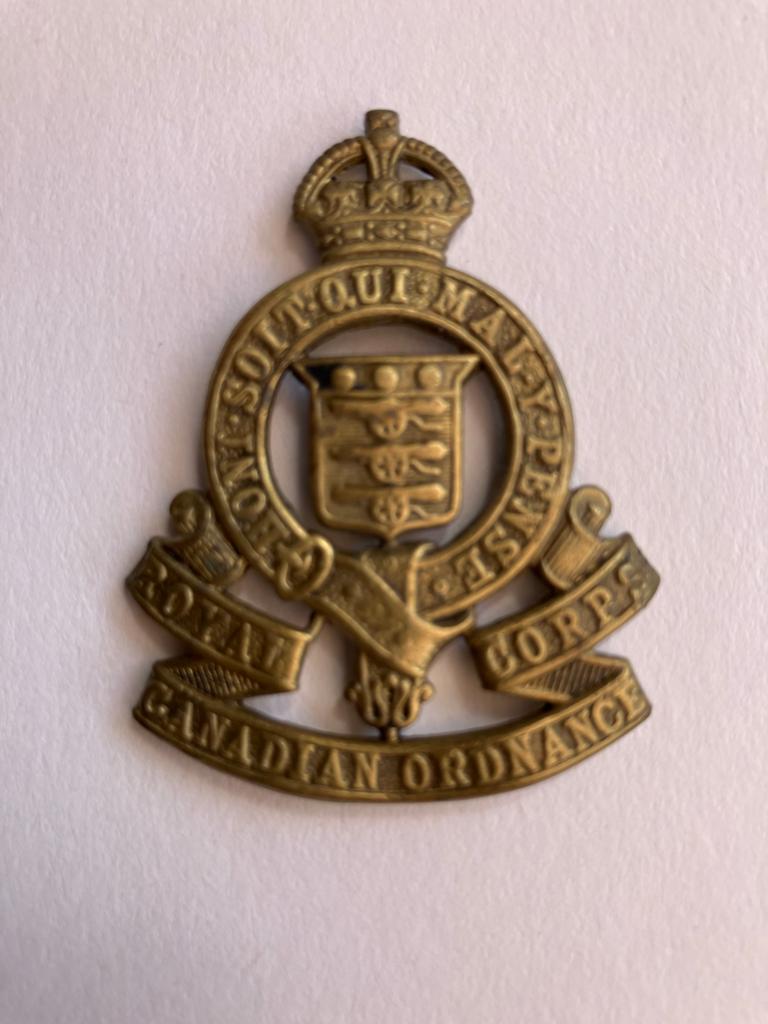 Royal Canadian Ordnance Corps Embleem WOII, Ophalen of Verzenden, Landmacht, Overige gebieden, Embleem of Badge