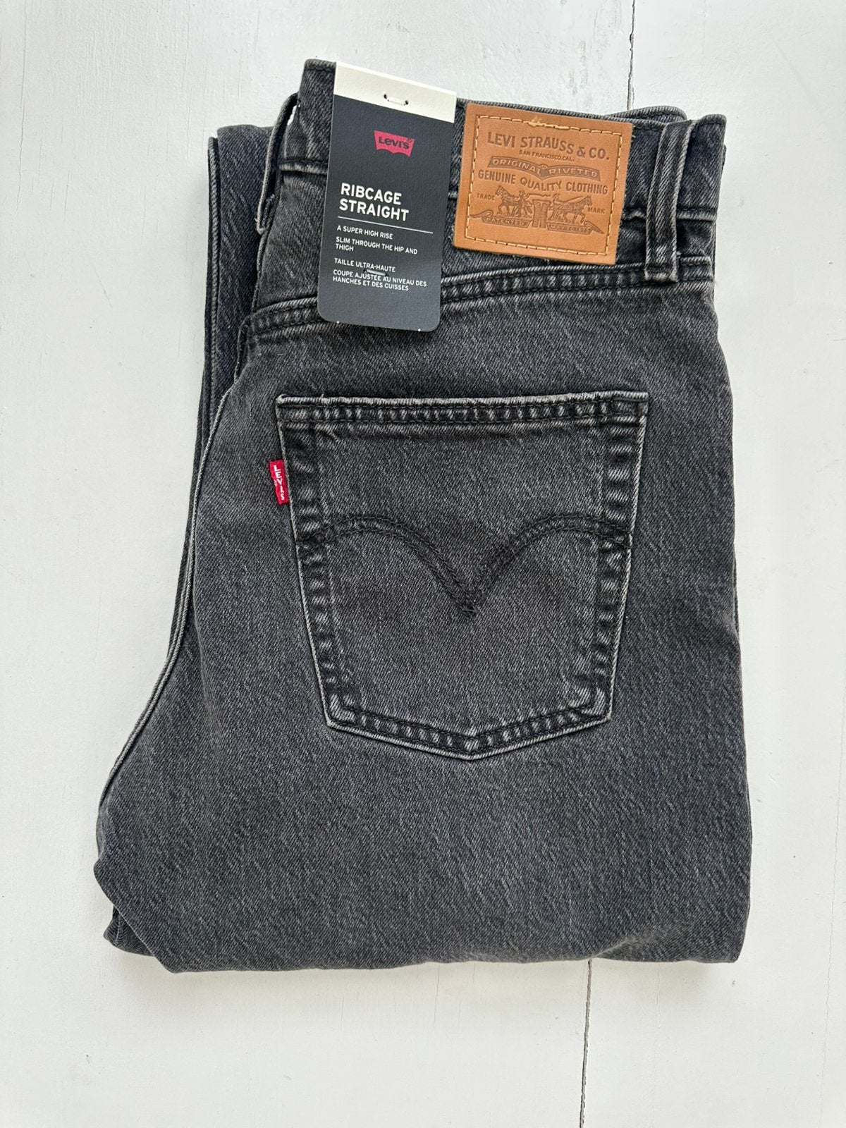 Nieuw! Grijze Levi’s Ribcage Straight spijkerbroek in 30/34, Ophalen of Verzenden, Nieuw, Grijs, W30 - W32 (confectie 38/40)