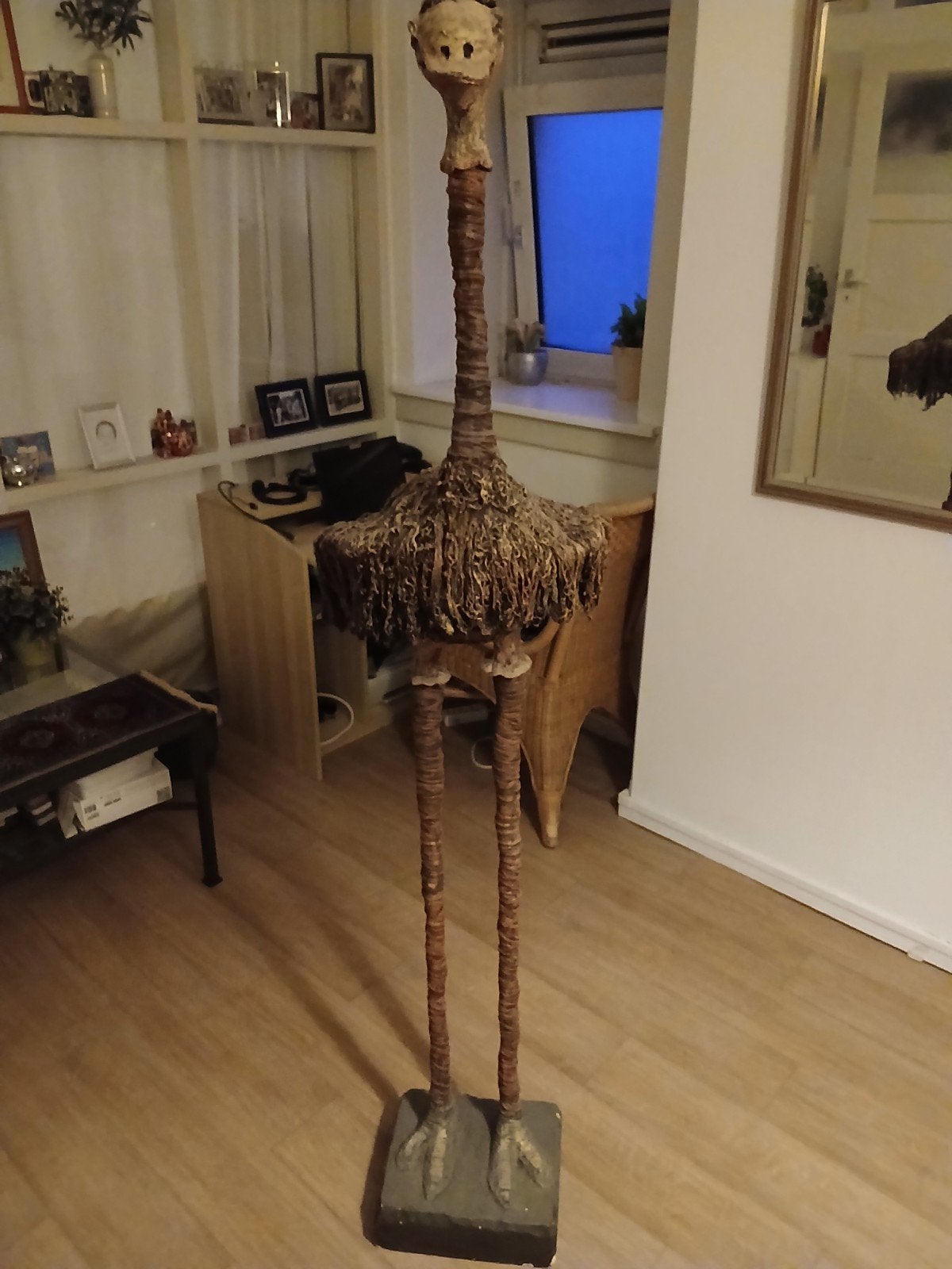 Unieke handgemaakte struisvogel sculptuur, Antiek en Kunst, Ophalen, Natuurlijk materiaal, 1 meter - 2 meter, Beeld