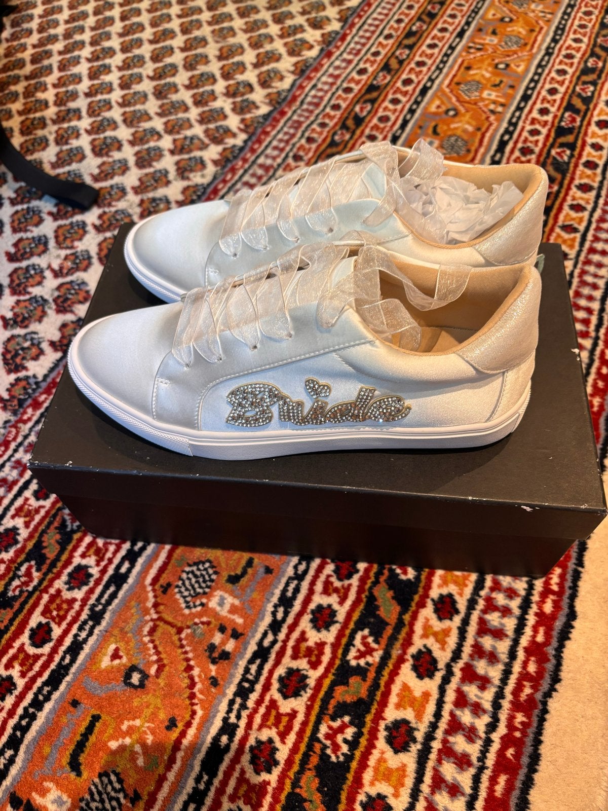 Nieuwe Betsey Johnson 'Bride' Sneakers - Maat 39, Ophalen, Nieuw, Wit, Sneakers of Gympen