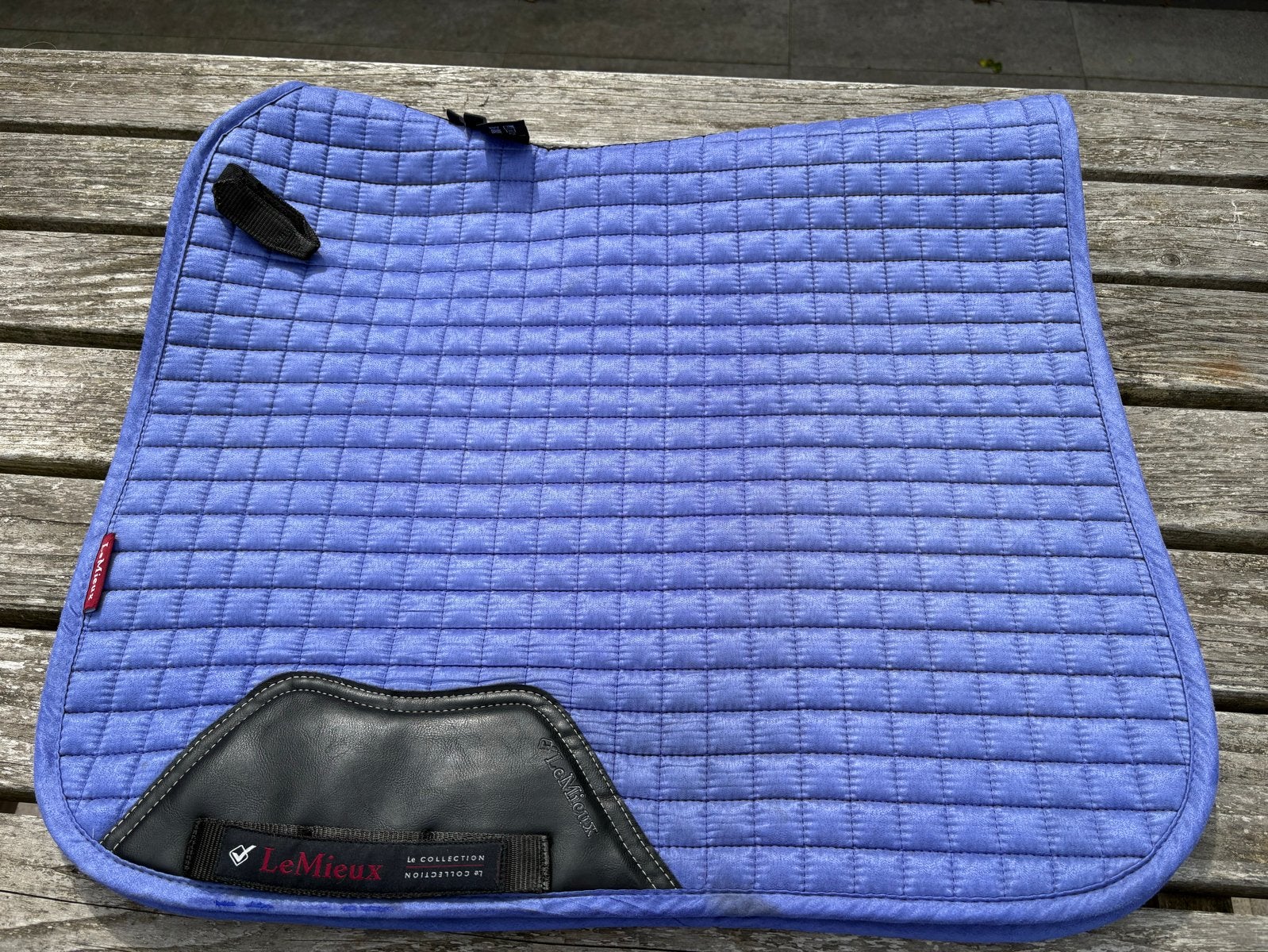 Lemieux full dressuur dekje suede bluebell, Dieren en Toebehoren, Paarden en Pony's | Dekens en Dekjes, Full (L), Gebruikt, Dressuurdekje