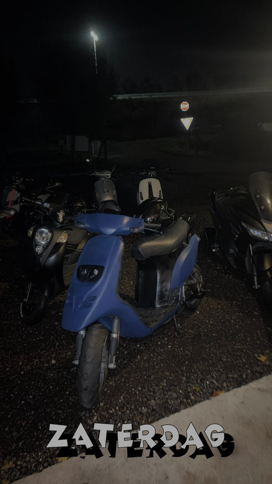 Piaggio typhoon 70cc 2t teruil/tekoop, Fietsen en Brommers, Ophalen, Zo goed als nieuw, Tweetakt, Overige modellen