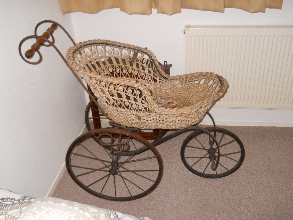 Antieke grote kinderwagen uit 1860, Antiek en Kunst, Ophalen