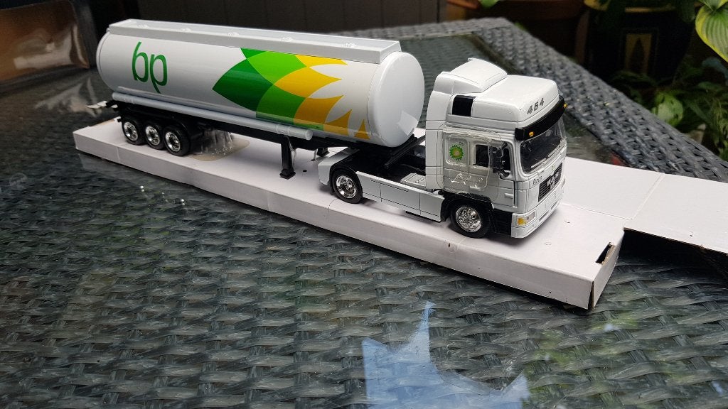 MAN F200 Truck+ Tanktrailer (BP) New Ray 1:43, Ophalen of Verzenden, Nieuw, Bus of Vrachtwagen, Overige merken