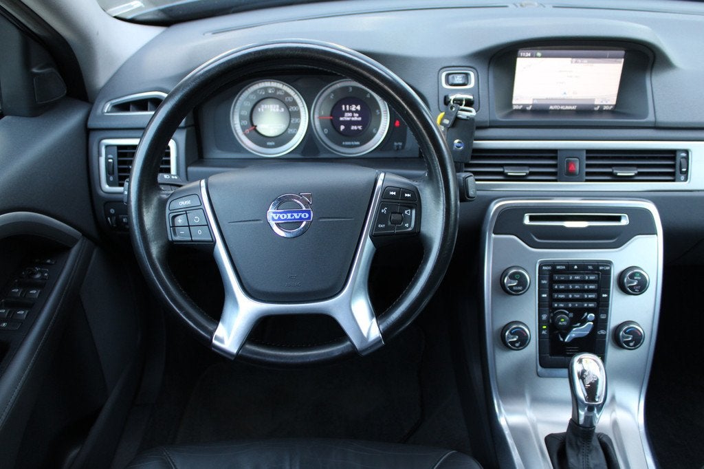 Volvo V70 D4 5-cilinder Limited Edition | Consignatie | Deal, Auto's, Volvo, Euro 5, Gebruikt, Zwart, 1984 cc