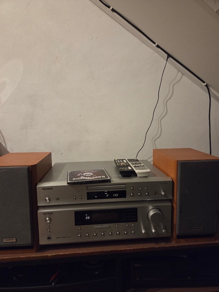 Onkyo TX-8255 receiver , DX-7355 Cd speler , Onkyo speakers, Tuner of Radio, Losse componenten, Zo goed als nieuw, Ophalen
