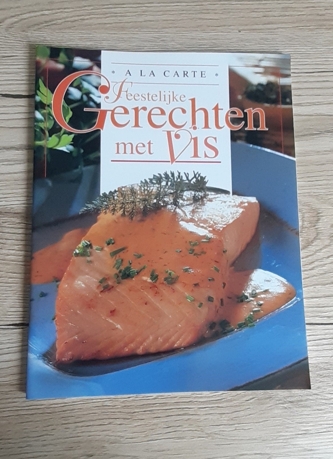 Feestelijke Gerechten met Vis - Kookboek Chantal Duroy, Hoofdgerechten, Ophalen of Verzenden, Zo goed als nieuw, Europa