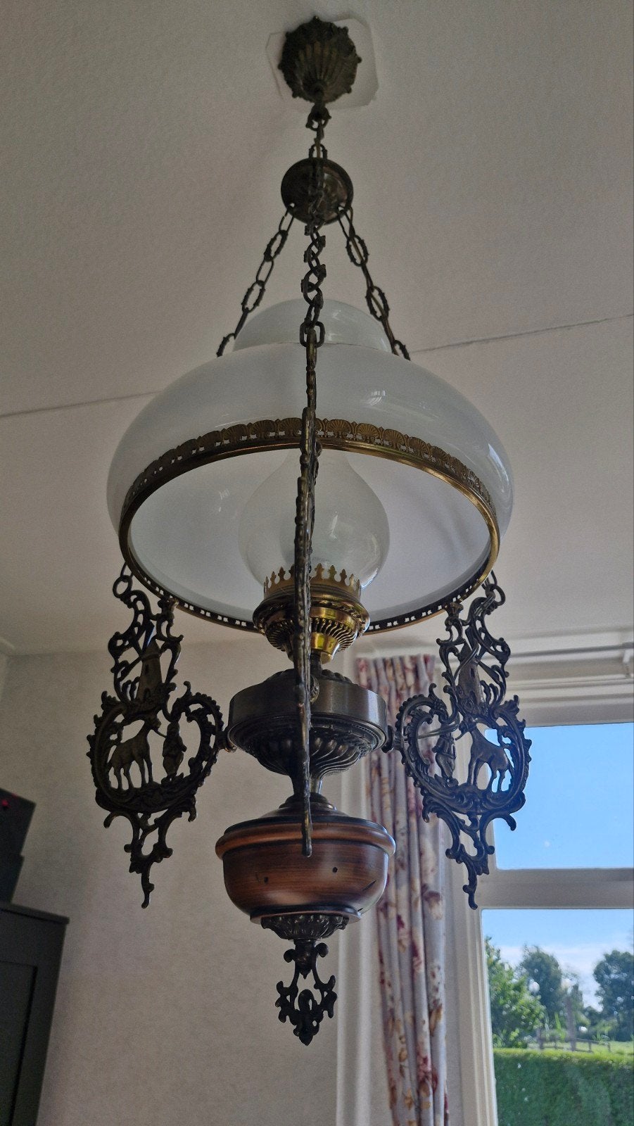 Antieke hanglamp met messing en glazen kap, Antiek en Kunst, Ophalen