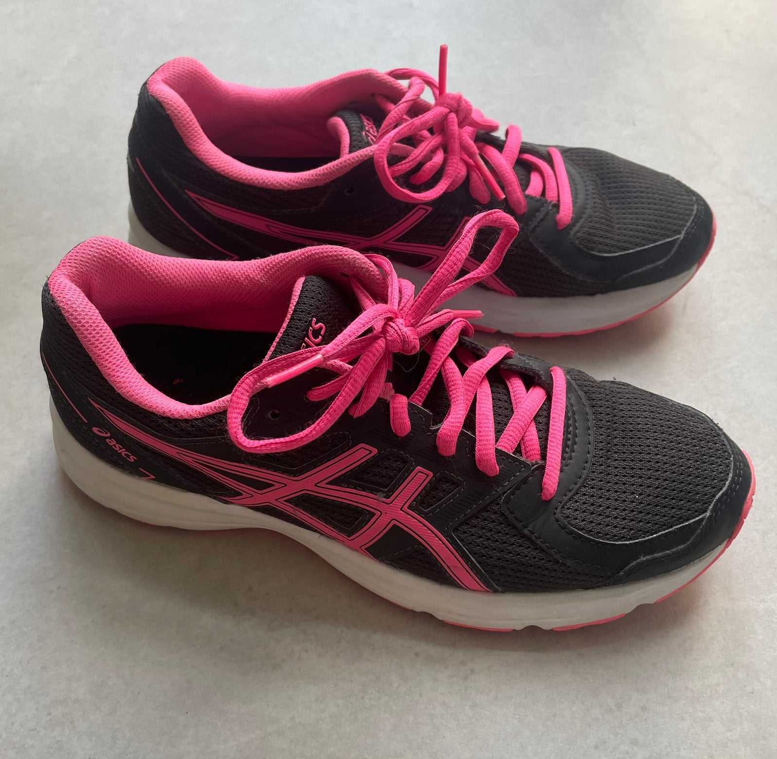 Asics running hardloopschoenen gymschoen zaalschoen maat 38, Gebruikt, Hardloopschoenen, Ophalen of Verzenden, Hardlopen
