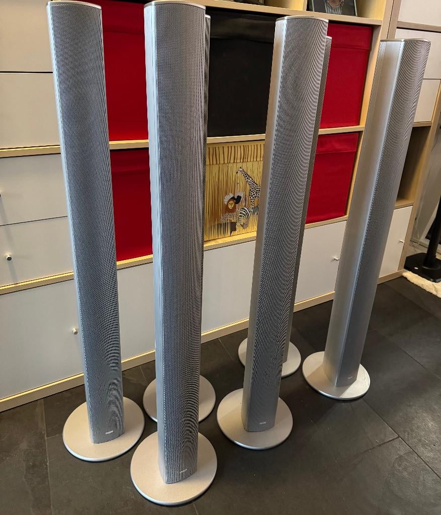 Magnat surround set met 6 zuilen en een center speaker, Ophalen, Gebruikt, Magnat, 60 tot 120 watt