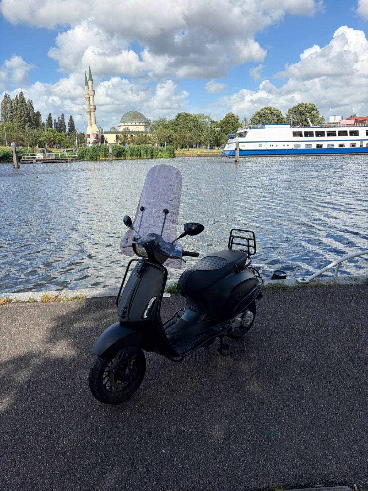 Vespa sprint 2019, Ophalen, Benzine