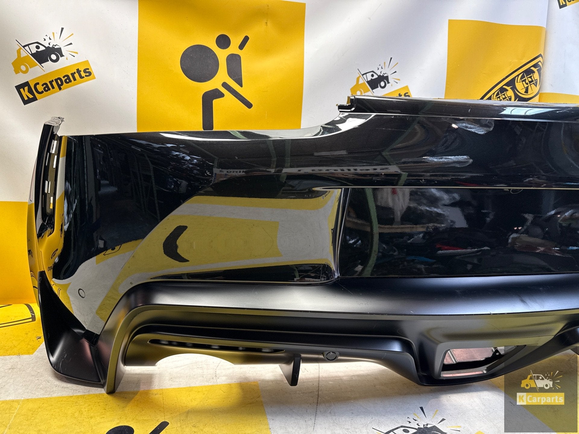 TOYOTA SUPRA V ACHTERBUMPER 51128811312 Origineel 6XPDC, Info@fabrikant.eu, Fabrikantstraat 1
1000 AA  Amsterdam, NL, Ophalen of Verzenden