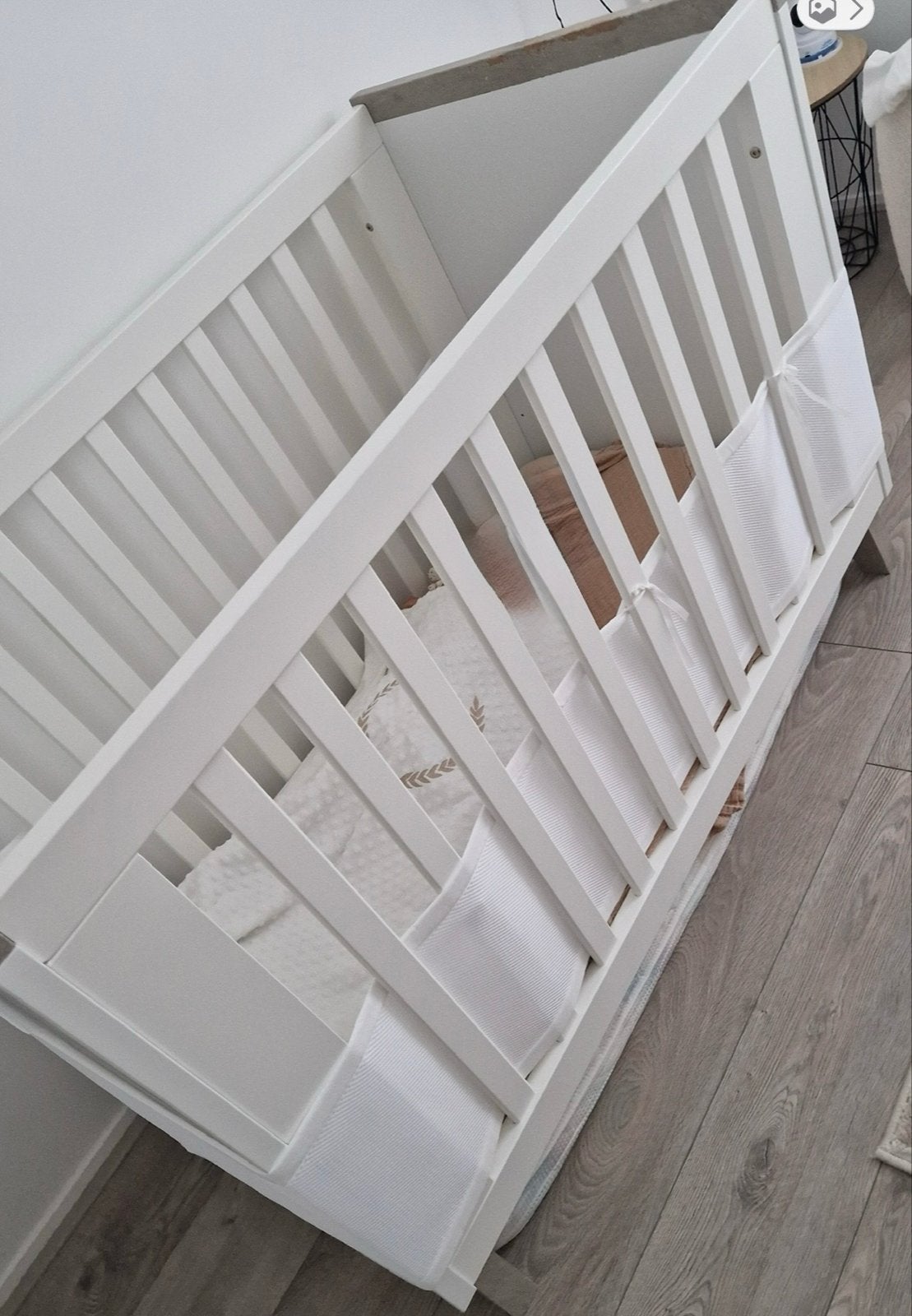 Ledikant met matras en lattenbodem en wandrek, Ophalen, Gebruikt, Lattenbodem, Minder dan 140 cm