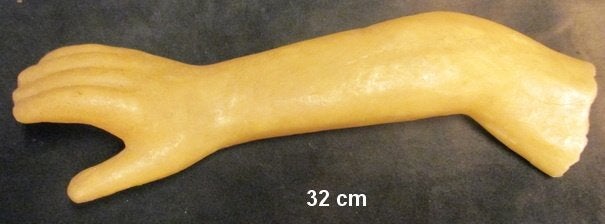 uitzonderlijke wassen ex voto lange arm 32 cm 72, Antiek en Kunst, Verzenden