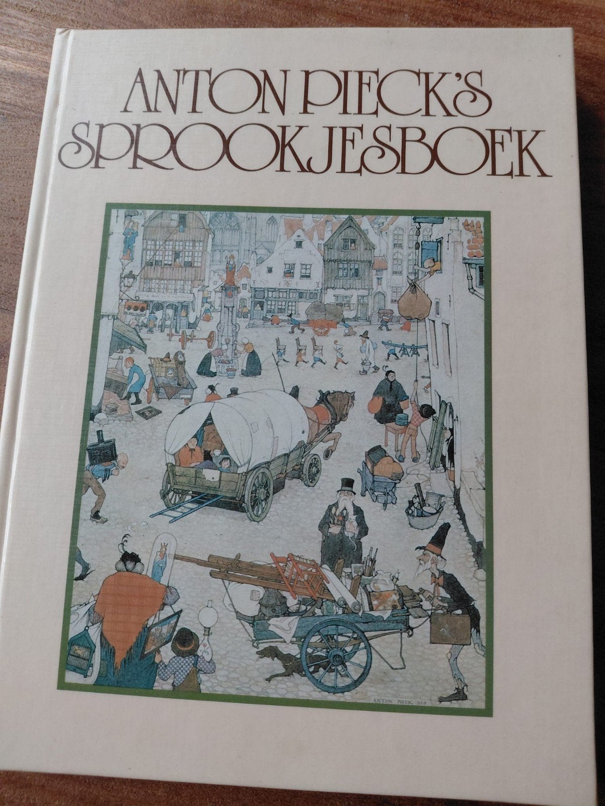 Anton Pieck  Sprookjes boek, Ophalen of Verzenden, Gelezen, Anton Pieck