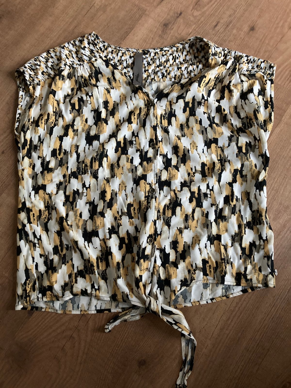 Blouse van pools, Kleding | Dames, Blouses en Tunieken, Ophalen of Verzenden, Zo goed als nieuw, Maat 38/40 (M), Zwart