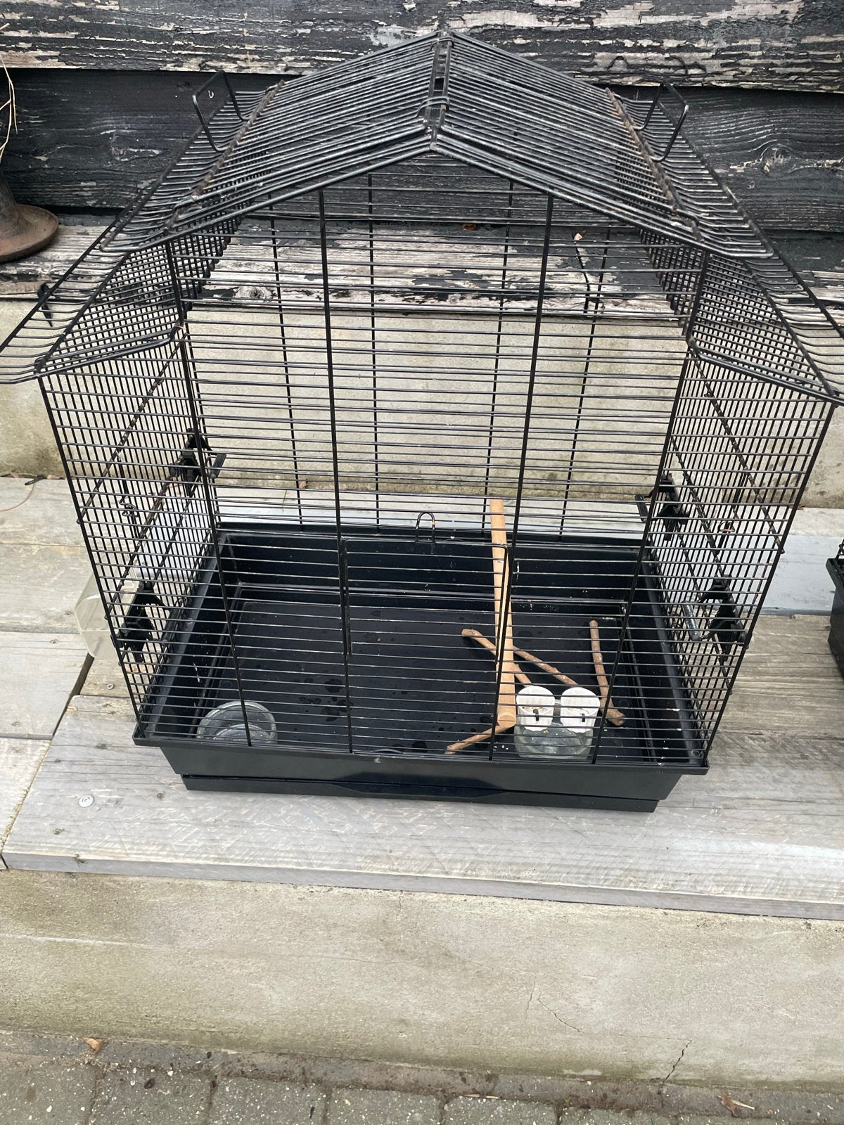 Zwarte vogelkooi, Dieren en Toebehoren, Ophalen of Verzenden, Zo goed als nieuw, Metaal, Vogelkooi