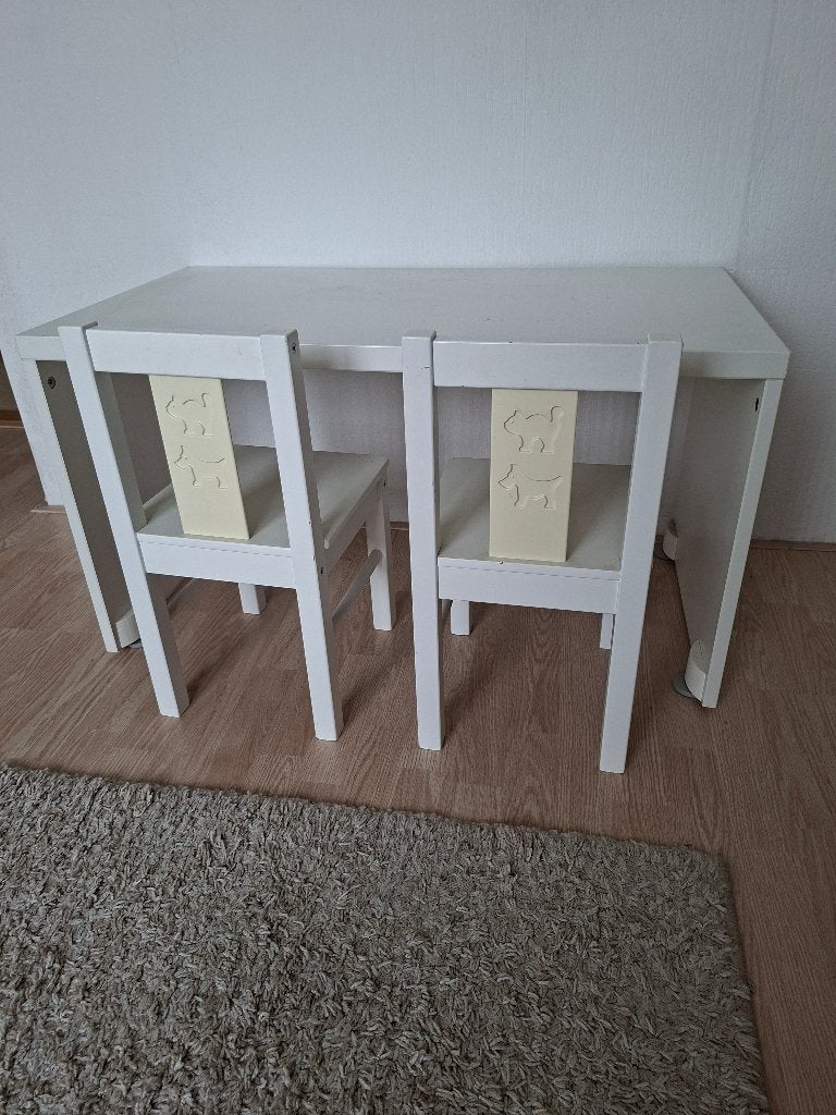 Speeltafel met stoeltjes, Kinderen en Baby's, Kinderkamer | Tafels en Stoelen, Ophalen, Gebruikt, Tafel(s) en Stoel(en)