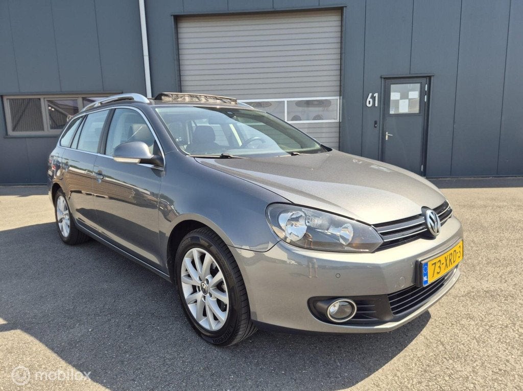 VW Golf Variant 1.2 TSI Comfortline BlueMotion | Pano | Navi, Auto's, Volkswagen, Voorwielaandrijving, Euro 5, Gebruikt, 680 kg