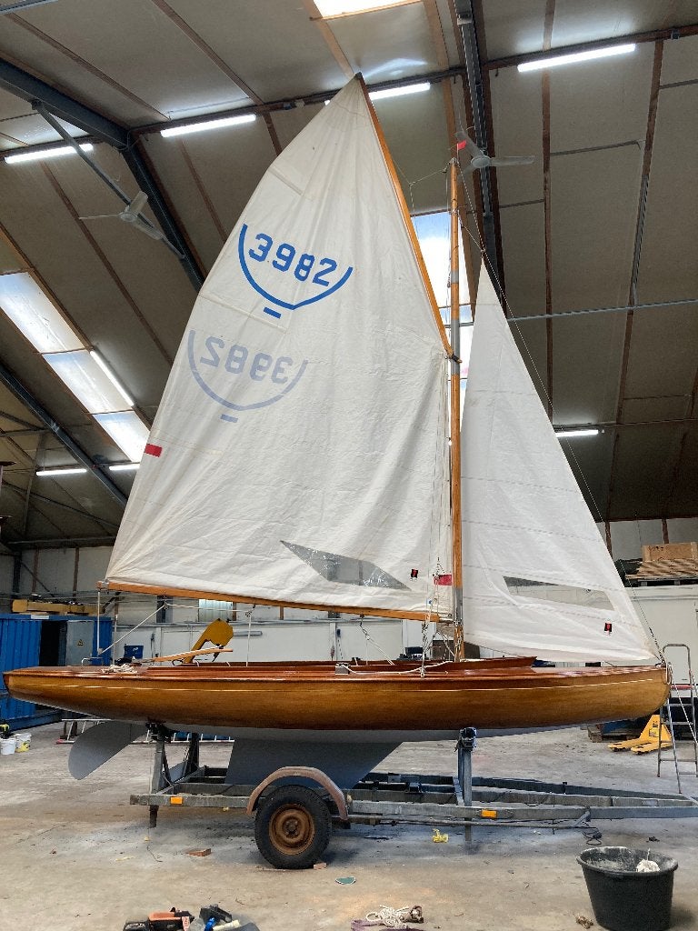 Nette bm’er 16m2 zeilboot, Watersport en Boten, Open zeilboten, Gebruikt, Overige merken, 16m² klasse, Hout, Fok, Grootzeil, Roer