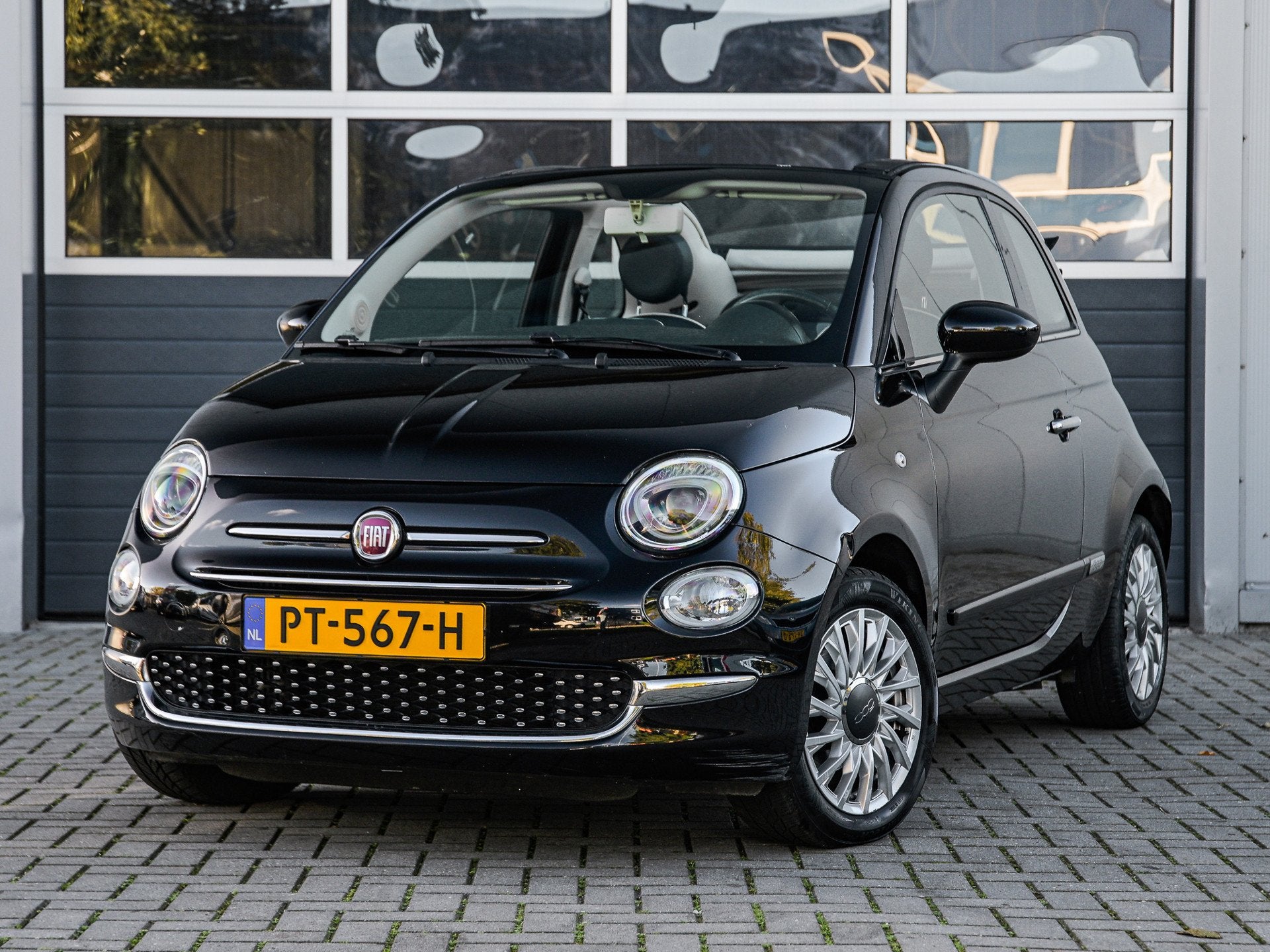 Fiat 500 C 0.9 TwinAir Turbo Lounge Cabrio | Navi | Airco |, Auto's, Stof, Gebruikt, Cabriolet, Zwart
