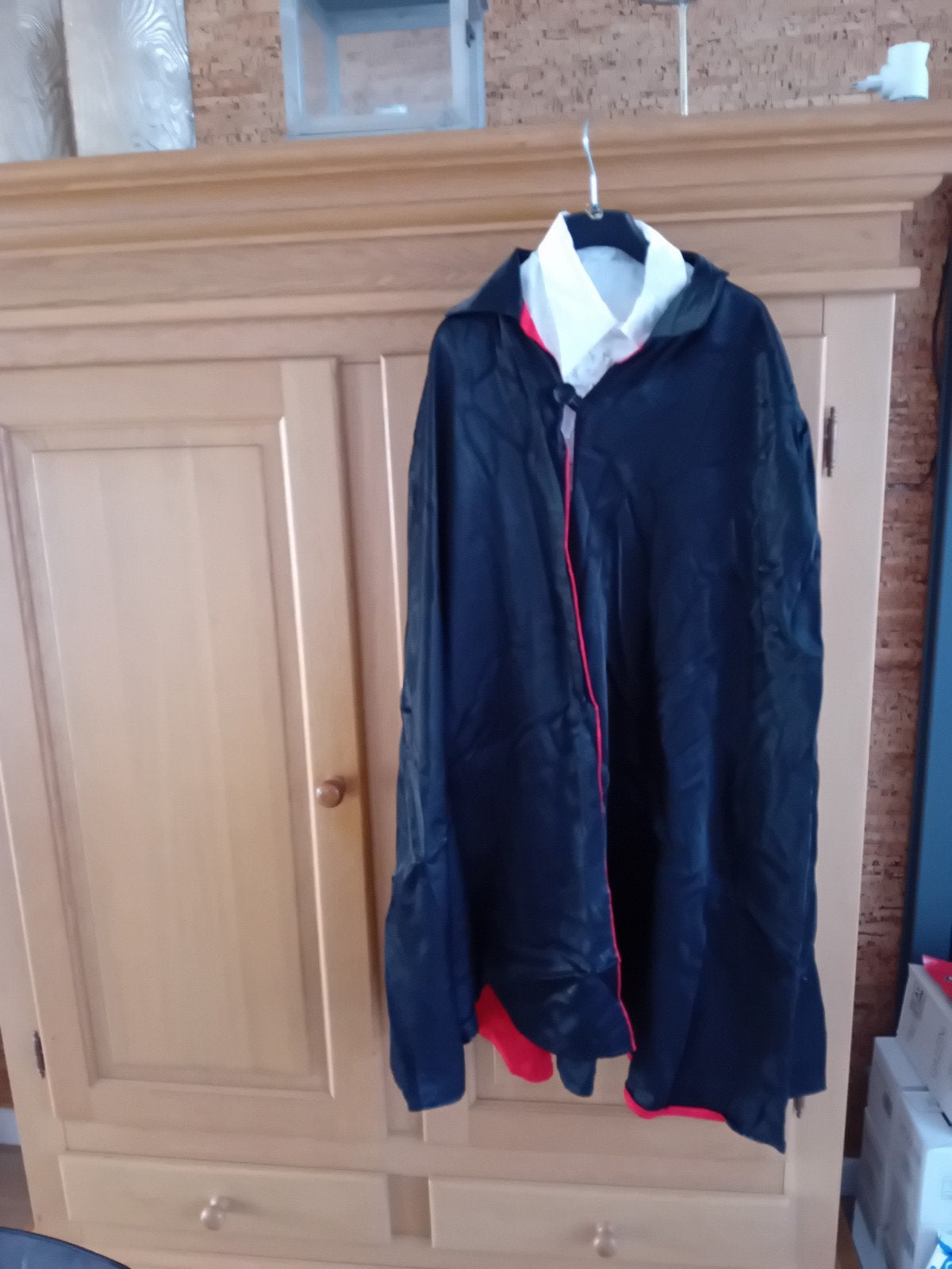 Vampier cape met witte blouse - Halloween/Carnaval, Ophalen of Verzenden, Gebruikt, Pak of Jurk