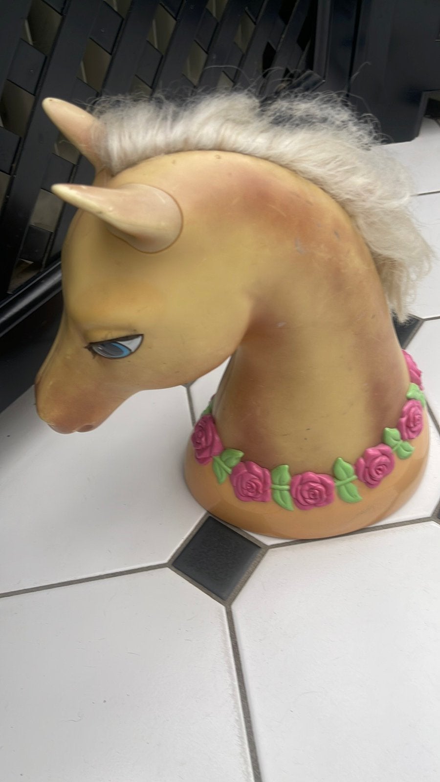 Vintage paardenhoofd speelgoed met rozen, Verzamelen, Ophalen of Verzenden, Gebruikt