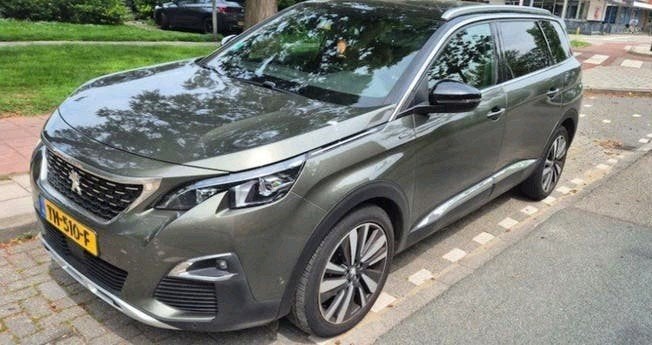 Peugeot 5008 1.2 Puretech GT-Line - Pano - 7P - NIEUWE APK, Auto's, Voorwielaandrijving, 1199 cc, 1290 kg, 7 stoelen