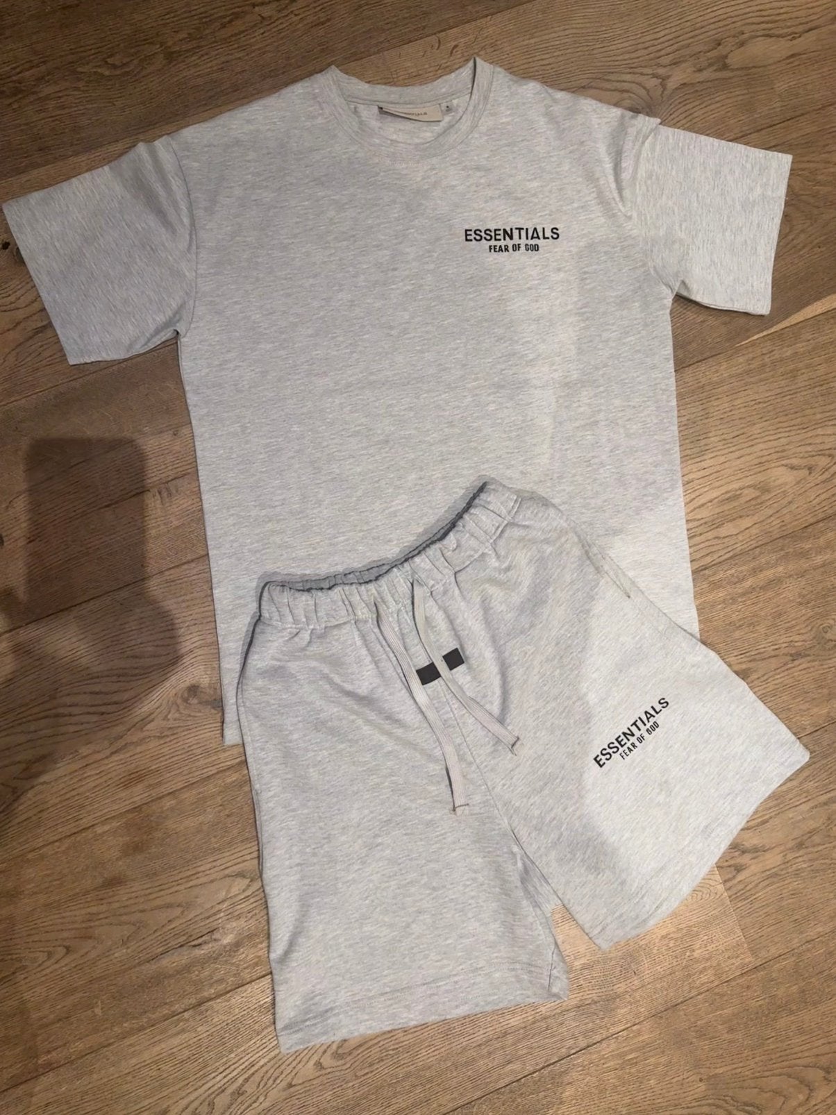 Fear of God Essentials T-shirt en broek– Grijs –Maat S–Nieuw, Kinderen en Baby's, Kinderkleding | Maat 170, Ophalen of Verzenden