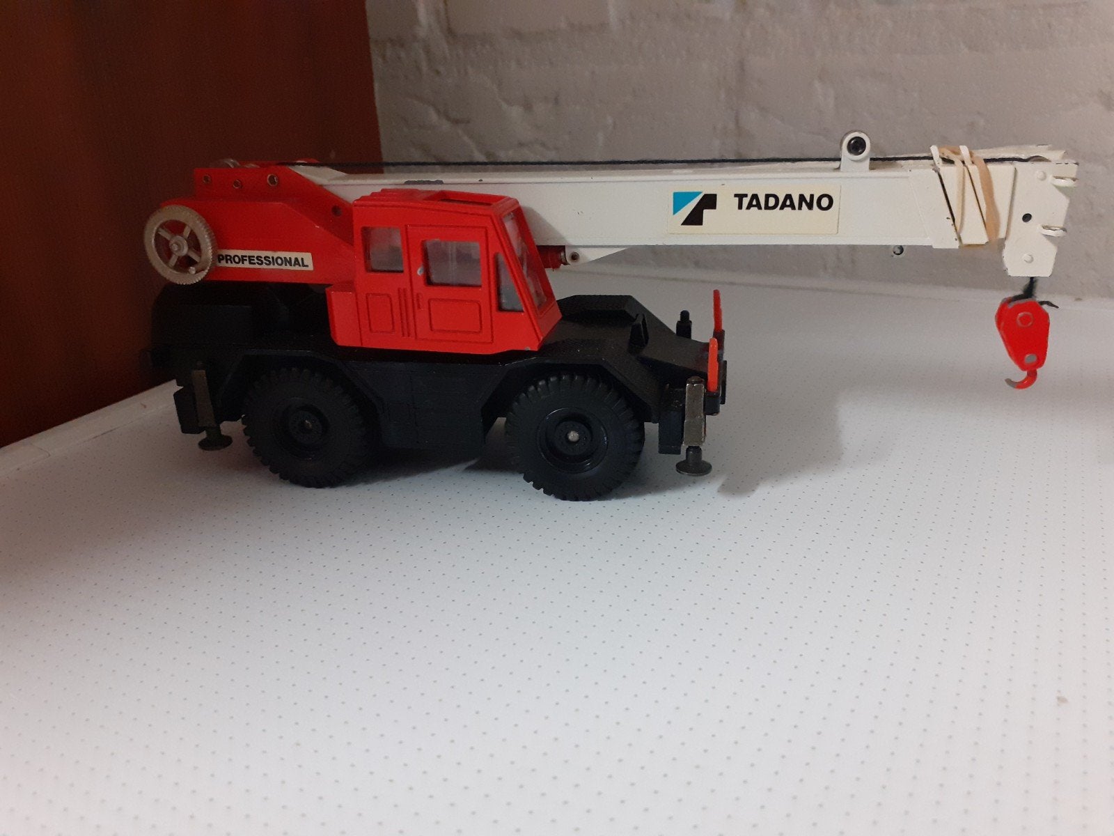 Tadano Professional Kraanwagen Speelgoedmodel, Ophalen of Verzenden, Gebruikt