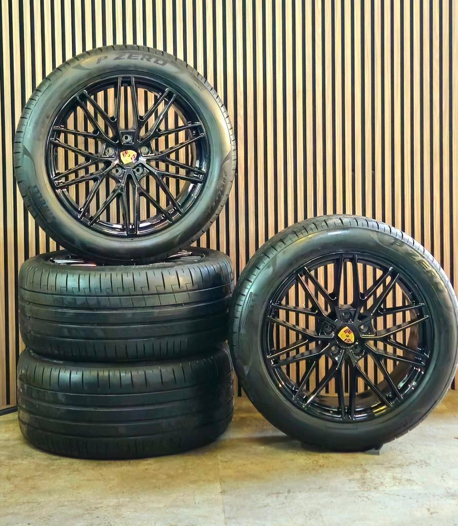 Nette 21" Orig Porsche CAYENNE COUPE Velgen+GOEDE Banden, Auto-onderdelen, Ophalen, Gebruikt, 285 mm, 21 inch