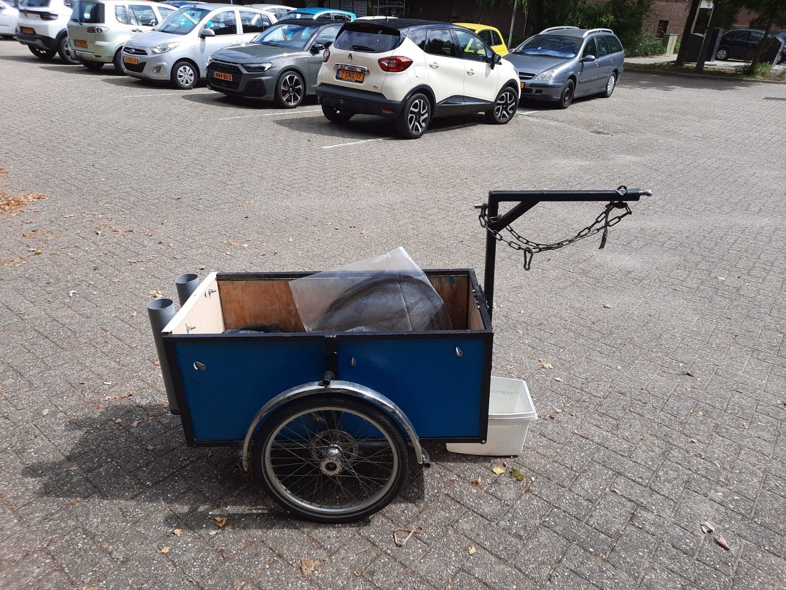 Fietskar omgebouwd  voor scooter zit beugel bij, Fietsen en Brommers, Fietsaccessoires | Aanhangers en Karren, Ophalen, Gebruikt