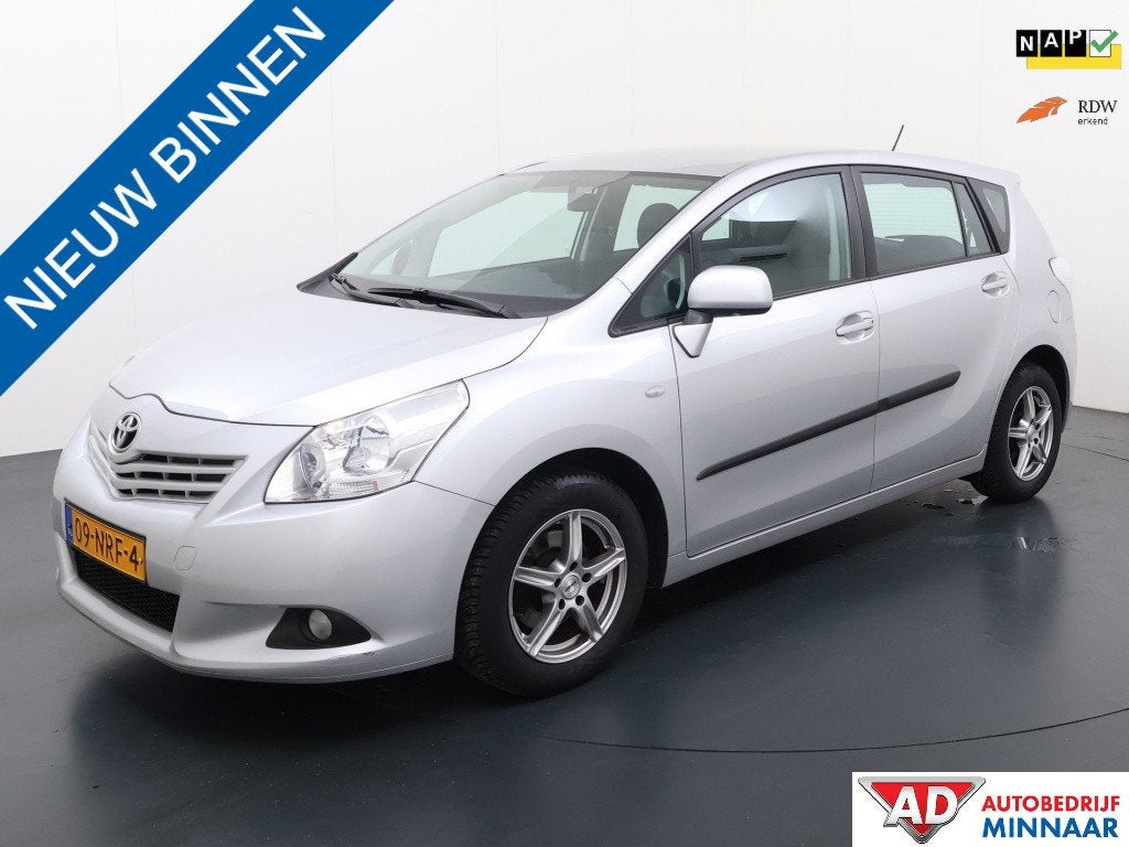 Toyota Verso 1.8 VVT-i Aspiration | onderhoudsboekjes | Trek, 450 kg, Gebruikt, 4 cilinders, Handgeschakeld