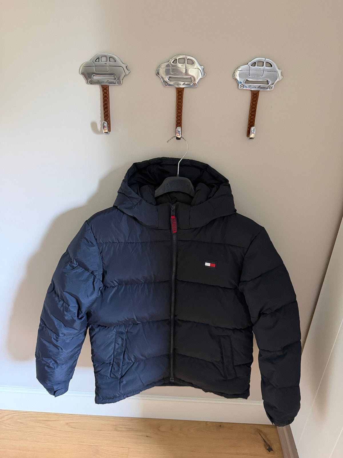 Winterjas maat 152 Tommy Hilfiger, Ophalen, Zo goed als nieuw, Jongen, Jas