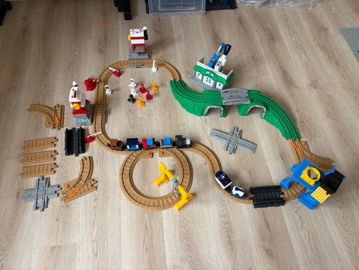 Fisherprice geotrax elektrische treinbaan, Kinderen en Baby's, Speelgoed | Fisher-Price, Ophalen, Zo goed als nieuw, Auto of Voertuig