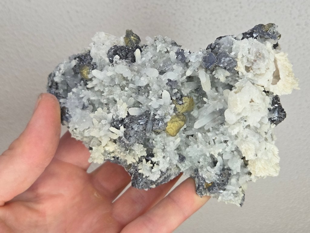 Galeniet, Pyriet, Kwarts en Calciet UV, Ophalen of Verzenden, Mineraal